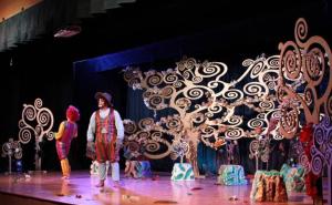 مسرحية بطبوط-اخراج ماهر الغانم