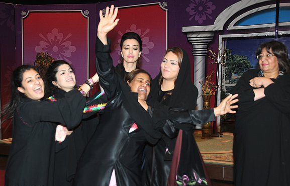 من مسرحية بنات فاطمة