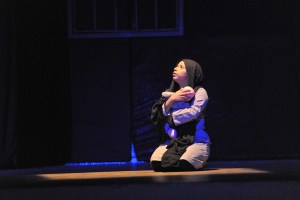 عرض زهرة الحكايا، إخراج يوسف البلوشي لفرقة مزون